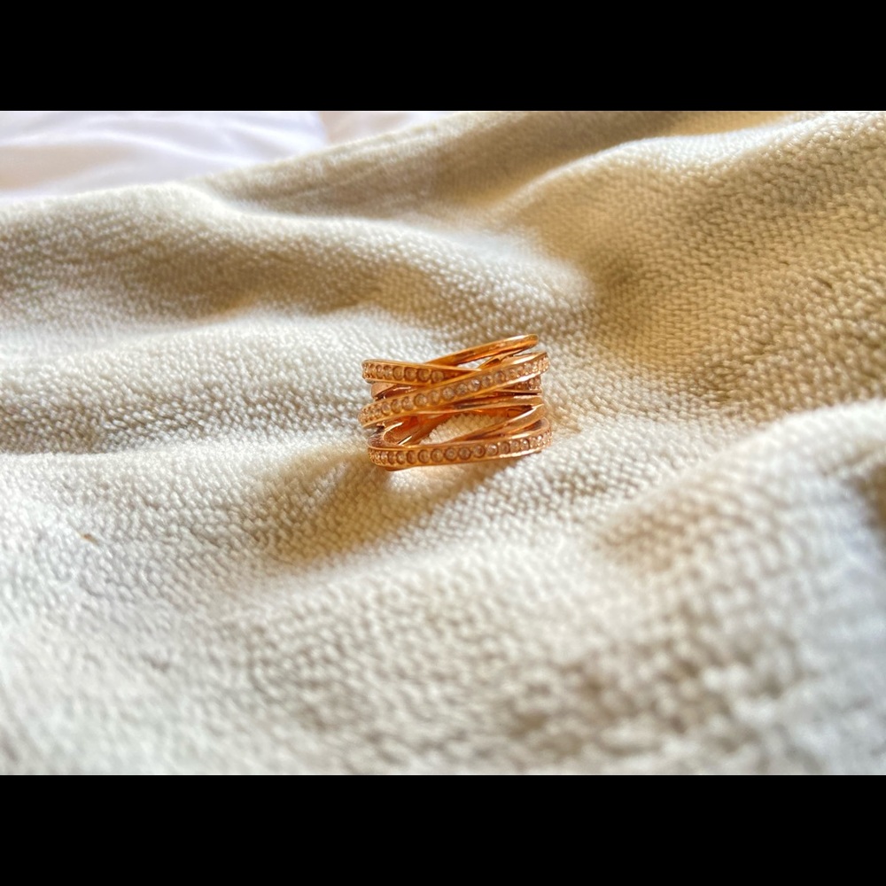 Michael Kors rose gold ring